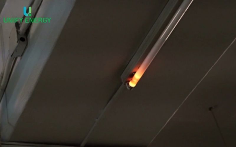Điều gì sẽ xảy ra nếu cấp nguồn DC vào bóng đèn AC