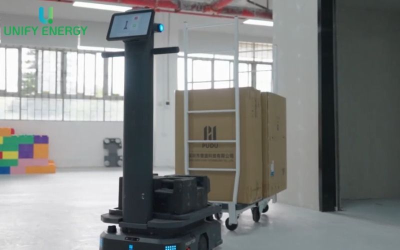  Robot Pudu T300 trong vận chuyển hàng hóa
