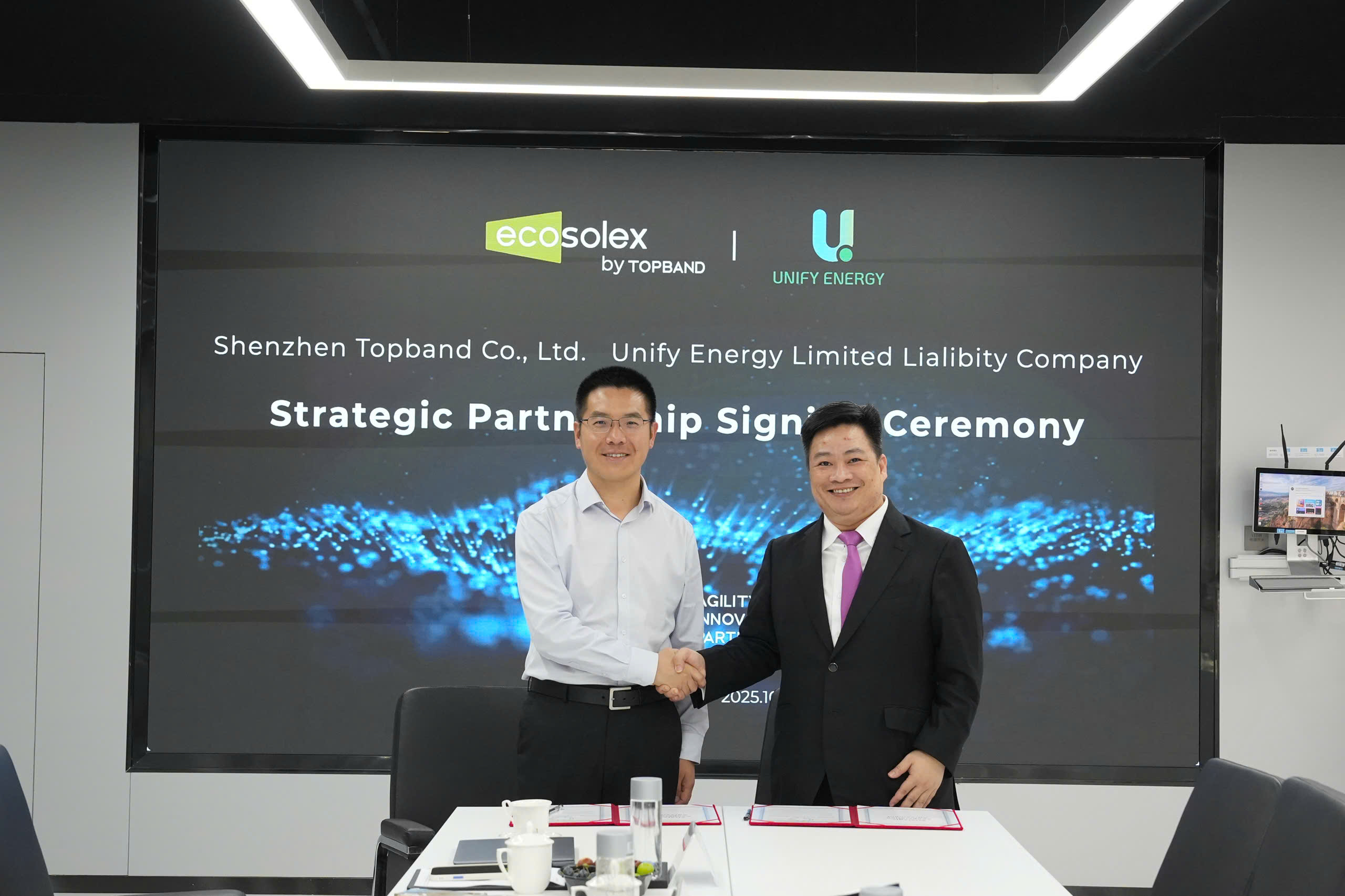 Unify Energy chính thức trở thành đối tác chiến lược Container BESS của Topband tại Việt Nam 